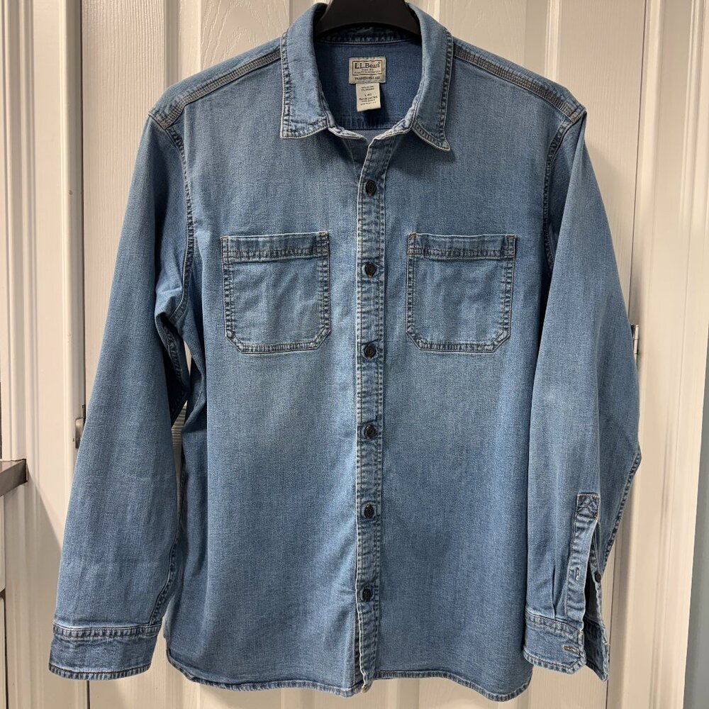 L.L. Bean BeanFlex® Denim Shirt Traditional Untucked Fit Size Large Reg